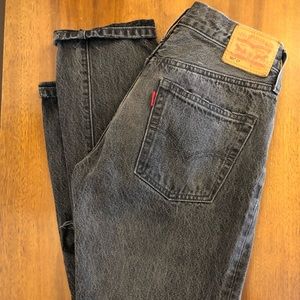 SALE! Levis 501